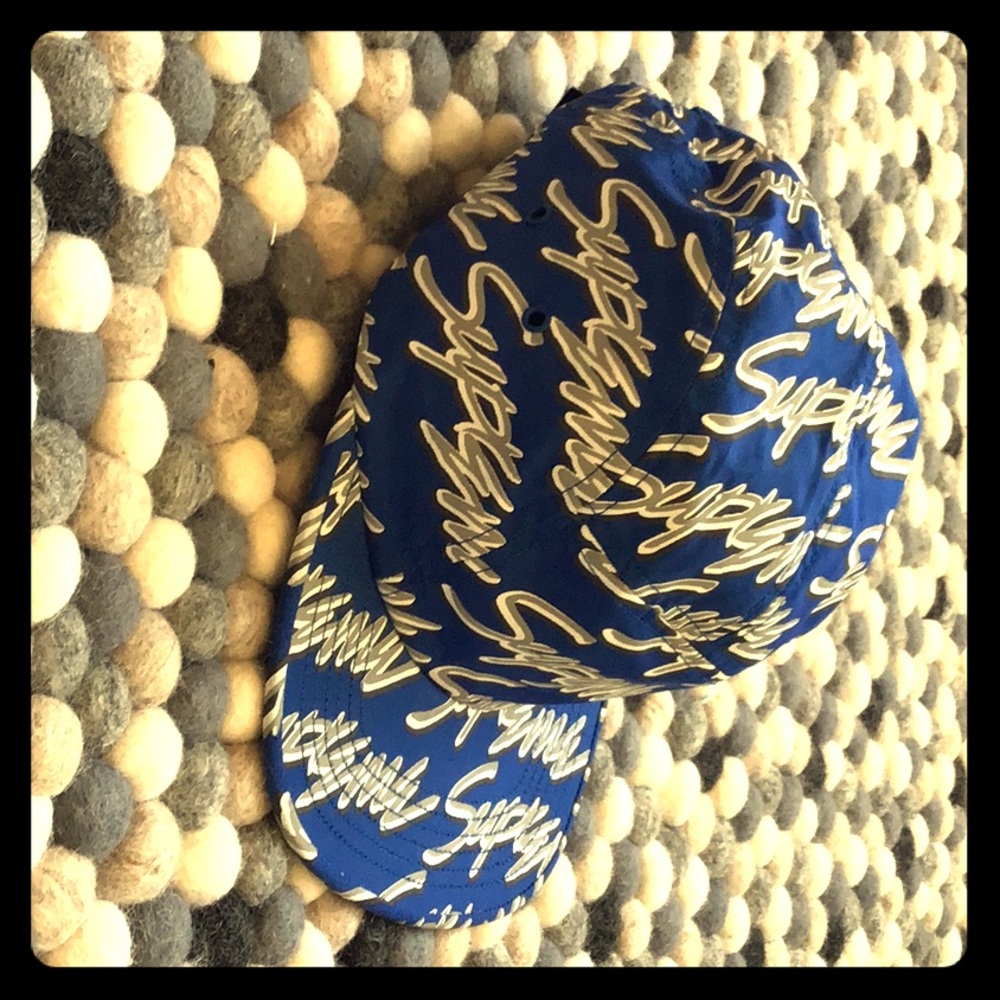 Blue graffiti summer hat (Limited Edition)